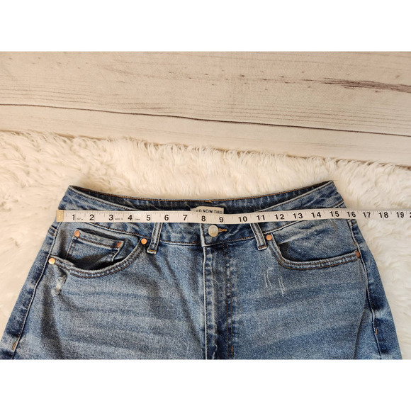 And Now This Women's Blue High Rise Distressed Straight‎ Ankle Jeans Size 31 - Picture 5 of 7